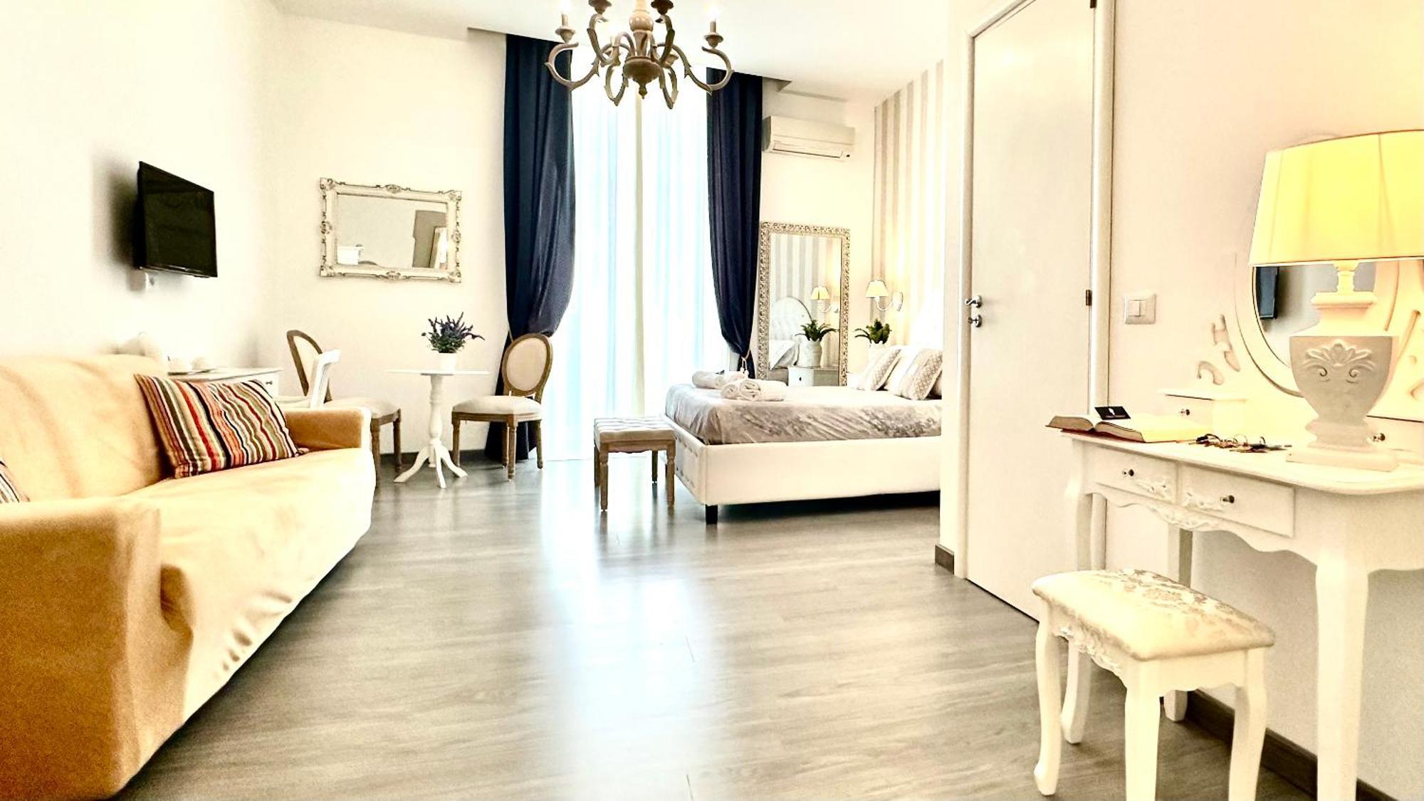 מלון נאפולי Palazzo Chiatamone מראה חיצוני תמונה